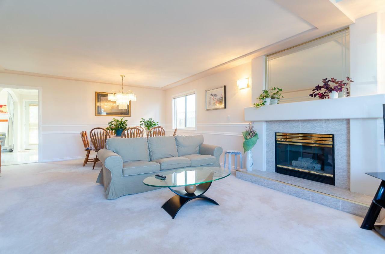 Great Guest Suite In A Gorgeous House New Westminster Eksteriør billede